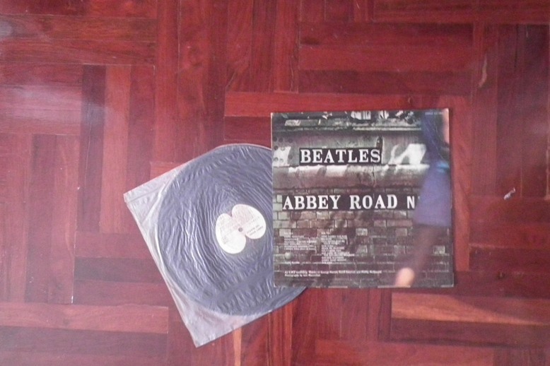 ขายแผ่นเสียงเก่า The Beatles อัลบั้ม Abbey Raod ของแท้ 100% สภาพดี