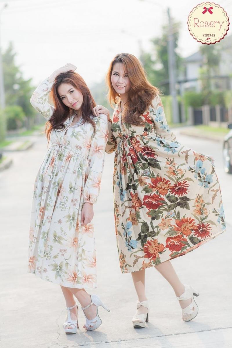   Fashion Imported from Korea Korean style dress beige floral vintage.