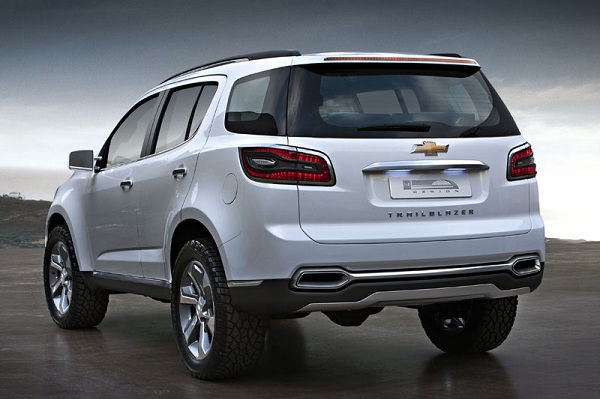 ขาย ชุดแต่งรถ Chevrolet Trailblazer รอบคัน สไตล์ดูไบ แต่งสวยมาก คะ