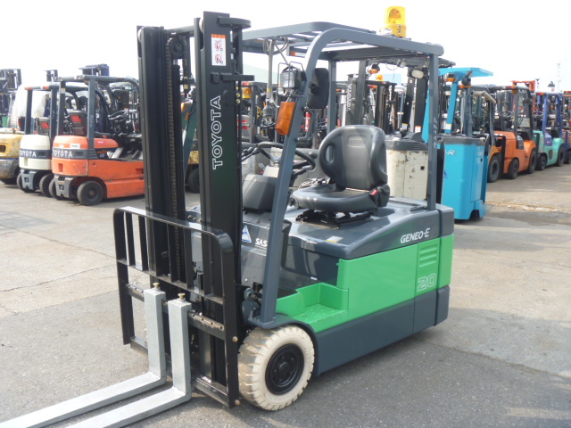 ขายรถโฟล์คลิฟท์ Forklift ไฟฟ้า มือสอง Toyota 2 ตัน 7FBE20 นำเข้าจากญี่ปุ่น คุณภาพเยี่ยม