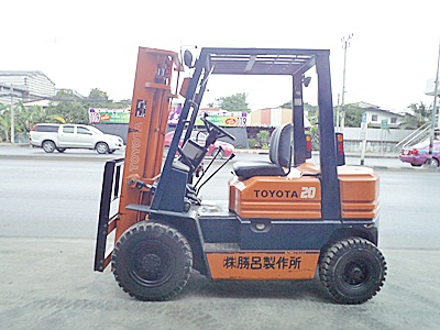  Sell ​​2.5 ton diesel forklift cylinder 3 meters tall with ivory slide the new rubber ton 4-wheel steering orchestrated from outside the paint is imported from Japan. Easy Price 270000 for details / photos more evolved 087-9834888 or www. Forklift products. Com. Sell ​​2.5 ton diesel forklift cylinder 3 meters tall with ivory slide the new rubber ton 4-wheel steering orchestrated from outside the paint is imported from Japan. Immediately.
