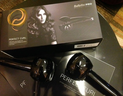 ประหยัดฝุดๆ เครื่องม้วนผมอัตโนมัติ Baby liss pro per fect cure 3000 บาทเท่านั้น