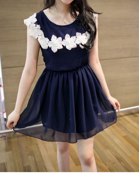  The sleeveless dress, bubble dress blue lace flower Code: 88601: 6270.