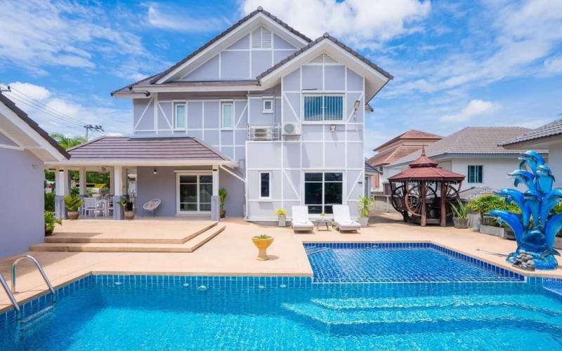 Luxurious Pool Villa for Rent and Sale in Pattaya  ซอยทุ่งกลมตาลหมัน, สุขุมวิท 89, ใกล้กับโรงเรียนนานาชาติธาราพัฒนา