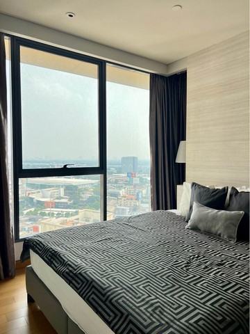The Lumpini 24 safe private clean 19th floor BTS Phrom Phong