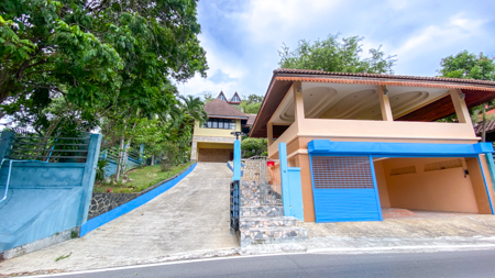 Luxury Sea View Villas Near Lamai Beach, Koh Samui Located just 10 minutes from Windfield International School villas offer sea views