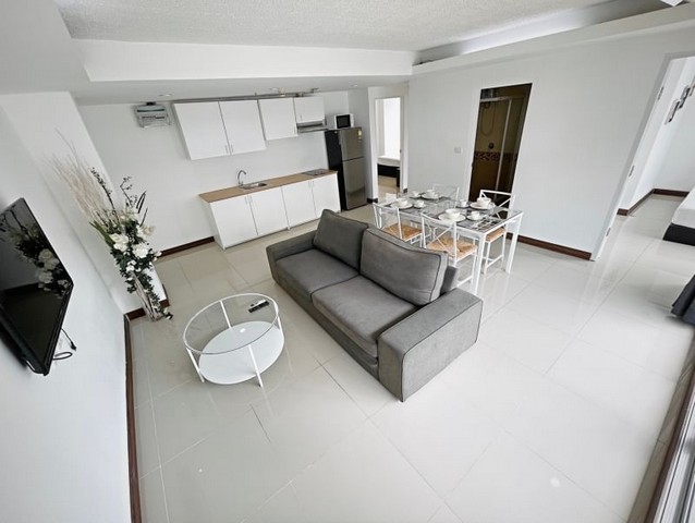 The Waterford Sukhumvit 50 spacious private quiet 5th floor BTS On Nut