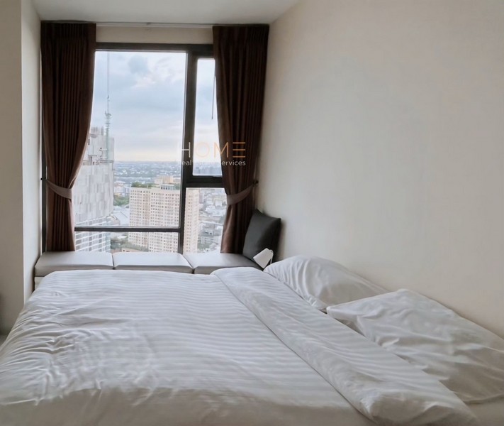 Sell with Tenant Rhythm Sukhumvit 42 1 Bed 1 Bath 45 sqm Floor 33 - OJ_028_RT42