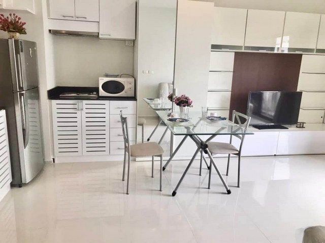 Noble Reveal Ekkamai nice clean quiet 6th floor BTS Ekkamai