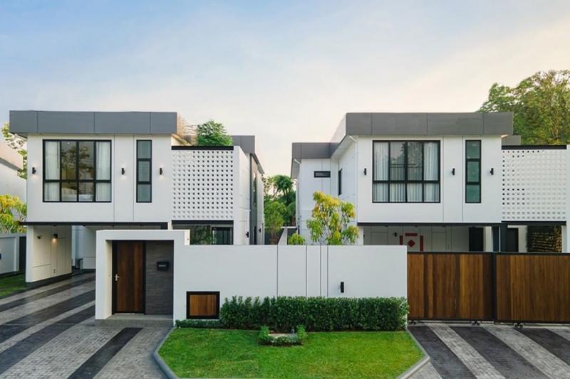 ราคาเริ่มต้น 12 ล้าน หางดง​ เหลือเพียง 5 หลังสุดท้าย บ้านสวยสร้างใหม่สไตล์โมเดิร์น พร้อมสระว่ายน้ำ ทำเลดี ร่มรื่น เย็นสบาย เป็นส่วนตัว