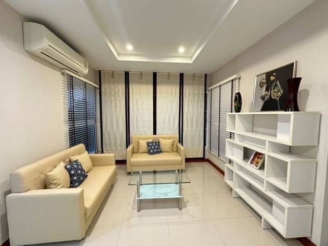 ขายต่ำกว่าราคา บ้านสวย 2 ชั้น โครงการลัดดารมย์ อิลิแกนท์