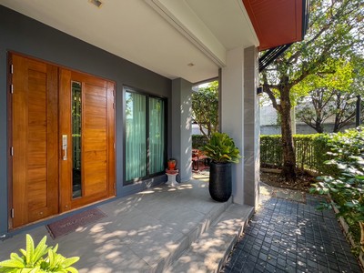 บ้านหรูหลังมุม แปลงนี้เหมาะกับคุณ! ขายบ้านเดี่ยว บางกอก บูเลอวาร์ด วิภาวดี (งามวงศ์วาน) เข้าออกได้จากซอยงามวงศ์วาน 47 และวิภาวดีรังสิต