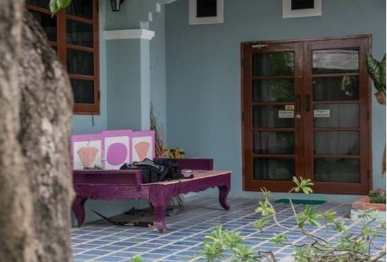 ให้เช่าบ้านเดี่ยว 3 ชั้น  144 ตารางวา  7 ห้องนอน 5 ห้องน้ำ ที่จอดรถ 5 คัน ถนนโชคชัย 4   เหมาะสำหรับทั้งอยู่อาศัย ทำโฮมออฟฟิศ