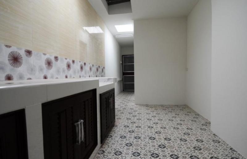 ให้เช่า บ้านเดี่ยว 2ชั้น  ซอยโชคชัย 4 ลาดพร้าว ใกล้เซ็นทรัลอีสวิลล์