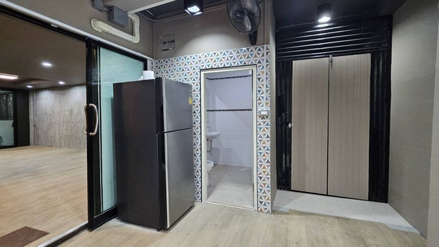 ให้เช่าทาวโฮม หมู่บ้านวัฒนา รีโนเวทใหม่ ใกล้เซ็นทรัลพระราม3 สาธุประดิษฐ์ 15 นราธิวาส22