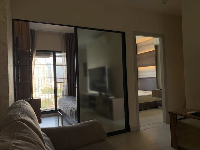 KnightsBridge Prime Sathorn spacious clean convenient 17th floor BTS Chong Nonsi