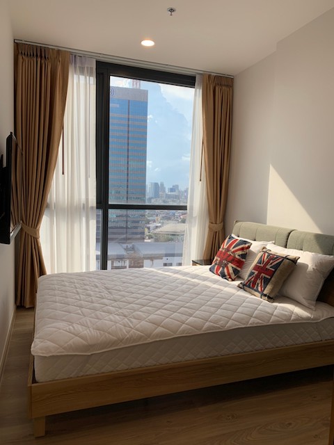 Oka Haus Sukhumvit 36 comfortable clean safe 24th floor BTS Thonglor