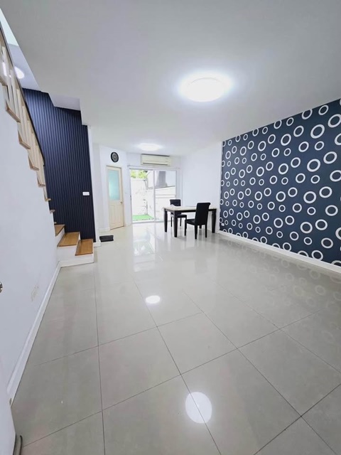 Airport Link สุวรรณภูมิ 2.5 กม. กิ่งแก้ว35-39 ทาวน์เฮาส์ 2 ชั้น 3 นอน 3 น้ำ 18 ตร.วา.145 ตร.ม.ให้เช่า เดอะ พาซิโอ มอลล์ 2.4 กม.