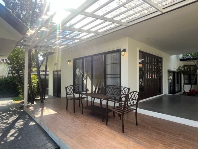 ขายต่ำกว่าราคา พูลวิลล่าชั้นเดียว บรรยายกาศร่มรื่น โซนวังตาล