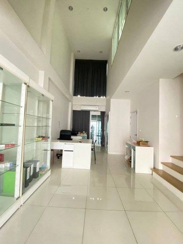 ขายทาว์นโฮม The Master @BTS-อุดมสุข โครงสร้างแข็งแรงไม่มีทรุด หลังใหญ่ในโครงการ เดินทางสะดวก ตกแต่งพร้อมเข้าพักอาศัย น