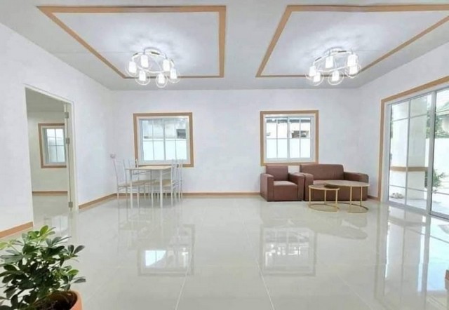 ขายบ้านแฝด 2 ชั้น พฤกษา25  ซอยกันตนา มี 5 ห้องนอน รีโนเวทใหม่ มีเฟอร์ พร้อมอยู่