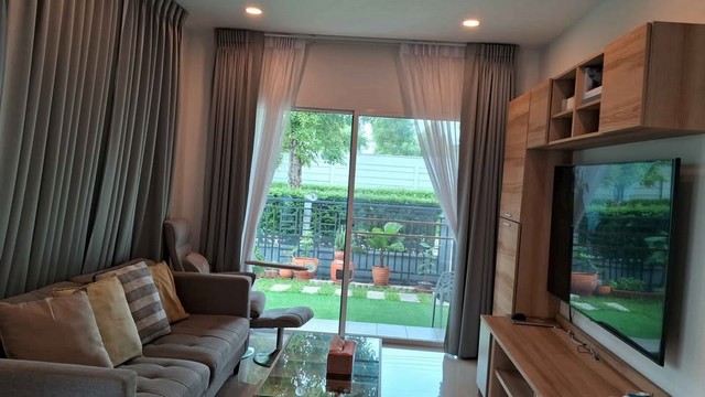 ให้เช่าบ้านเดี่ยว หมู่บ้านเซ​นโทร​พหล​-วิภา​ ติดถนนพหลโยธิน​ ใกล้ฟิวเจอร์ปาร์ครังสิต​