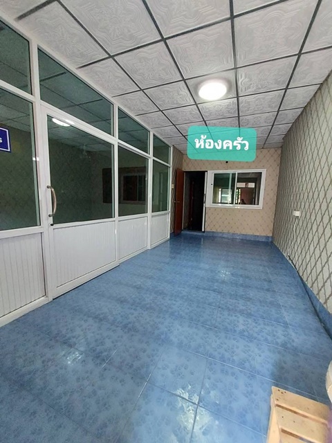 ตลาดบูรพา 2 กม. บ้านเดี่ยว 1ชั้น รพ.บางปะกงปิยะเวช 1.6 กม. 3นอน 22ตร.วา.95ตร.ม.1 แอร์  ถ.บางนา-ตราด ซีเจ บางเกลือ รร.วัดบางวัว 3.2 กม.