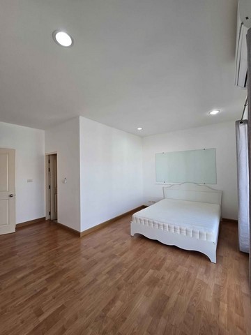 ให้เช่าทาวโฮม 3 ชั้นบ้านกลางเมือง S-Sense ศรีนครินทร์  ใกล้BTS สถานีอุดมสุข , สถานีรถไฟฟ้า สถานีศรีอุดม Paradise Park  และ Seacon Square