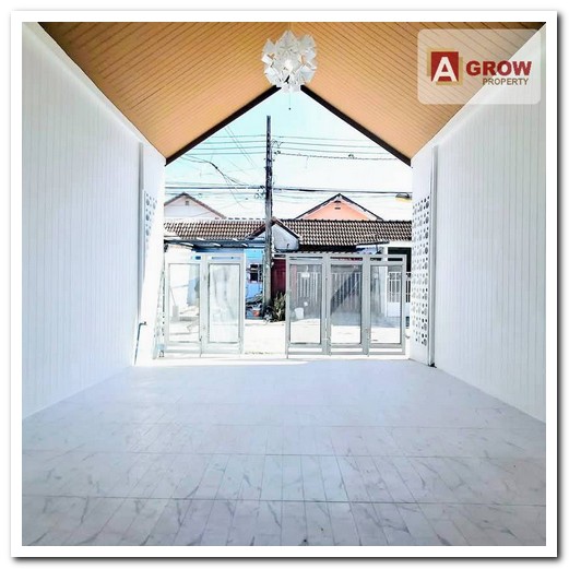 หมู่บ้านรัตธานี 3 ซอยมังกร แพรกษา สมุทรปราการ ตกแต่งพร้อมอยู่