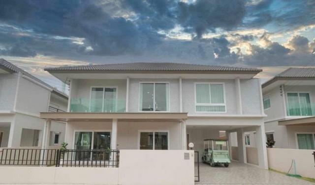 บ้านเดี่ยว 2 ชั้น สไตล์ญี่ปุ่น เฟอรืครบ พร้อมเข้าอยู่ ใกล้เซ็นทรัลเฟส 