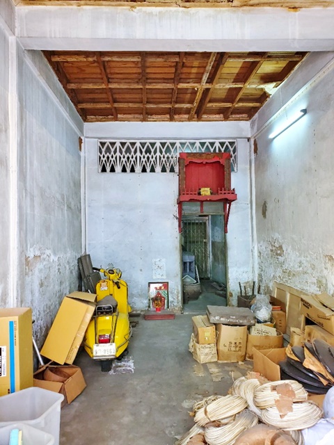 ตลาดสามย่าน 600 ม.ถูกที่สุด ตลาดน้อย 700ม. ให้เช่าอาคารพาณิชย์ 3 ชั้น ไชน่าทาวน์ 1.9 กม. รร.นานาชาติเซนต์แอนดรูส์ สาทร 2.5 กม.