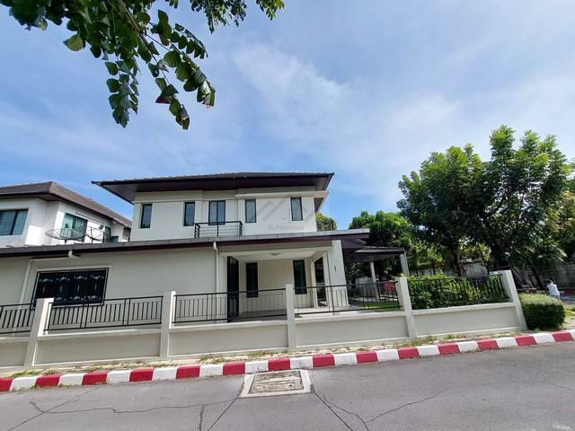 ขายบ้านเดี่ยว 2 ชั้น หมู่บ้านเลควิว พาร์ค วงแหวนบางนา - ราม 2 หลังมุม ใกล้ Mega บางนา