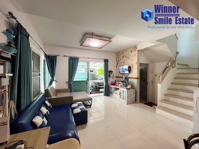 ขายบ้านเดี่ยวโซนพระราม 2 วิลลาจจิโอ 2 พระราม 2 (Villaggio 2 Rama 2) พื้นที่เยอะ พร้อมต่อเติมห้องข้างบ้านอีก 3 ห้อง รายละเอียดทรัพย์ รหัสทรัพย์ : PIW-9480- ที่ดิน 65.7 ตารางวา แบบ 3 ห้องนอน 2 ห้องน้ำ 1 ครัว บ้านหลัก- บ้านเดี่ยว 2 ชั้น พื้นที่ใช้สอย ประมาณ 220 ตารางเมตร รวมส่วนต่อเติม- ต่อเติมห้องข้างบ้าน และหลังบ้าน จำนวน 3 ห้อง พร้อมห้องน้ำ 2 ห้อง 1 ห้องมีอ่างอาบน้ำ- ส่วนต่อเติม ลงเสาเข็มไมโครไ