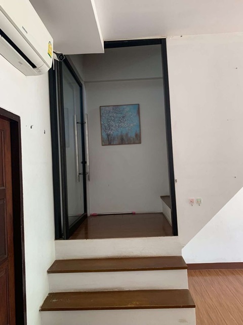 ติดแม่น้ำปิง 27 ตร.วา.ตลาดสดสุขาภิบาลคลองขลุง 600 ม.  2 นอน 2 น้ำ216 ตร.ม. เครื่องทำน้ำอุ่น พหลโยธิน