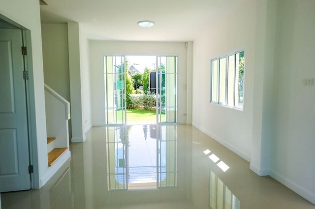 ขายต่ำกว่าราคา บ้านสวย หลังใหญ่ โครงการ ดีญ่าวาเลย์แม่โจ้