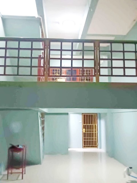 แจส เออเบิร์น ศรีนครินทร์ 0.9 กม. ศรีด่าน 1-5 อาคารพาณิชย์ 4.5 ชั้น 3นอน Food Land แบริ่ง 107  ค้าขาย ร้านอาหาร 20 ตร.วา. 3 น้ำ 350 ตร.ม.