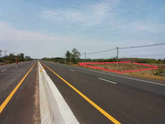 ขายที่ดิน 9 ไร่ 3 งาน ติดถนน 212 หนองคาย-นครพนม ทำเลดีติดถนน 4 เลน