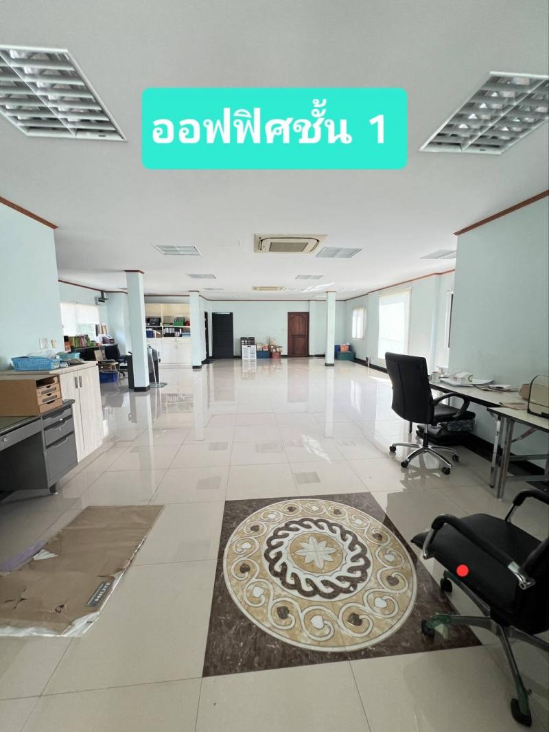 BH3374  ขายอาคาร 3 ชั้น พื้นที่ใช้สอยประมาณ 600 ตรม. และโกดัง ต.บางรักพัฒนา ตรงข้ามโลตัส โกเฟรช ซูเปอร์มาร์เก็ต บางบัวทอง