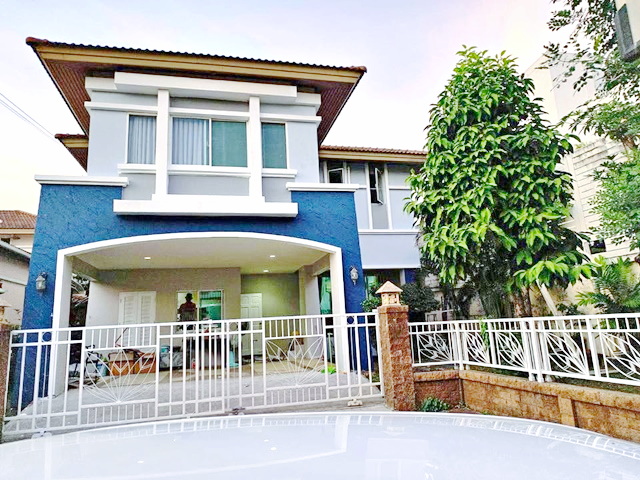 รร.นานาชาติเบซิส กรุงเทพฯ 600 ม.ให้เช่าบ้าน 2 ชั้น 3นอน 3 น้ำ บางขุนเทียน 600 ม.56 ตร.วา.230 ตร.ม.MRT บางแค 5.5 กม. พระราม 2