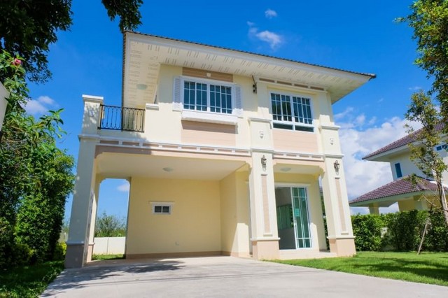 ขายต่ำกว่าราคาบ้านเดี่ยวหลังใหญ่ 2 ชั้น โครงการดีญ่าวาเลย์ สันทรายแม่โจ้