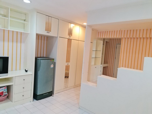 คอนโดริเวอร์ปารค์ ตึก C ชั้น 8  ห้องขนาด 34.2 ตรม. ใกล้เซียร์รังสิต