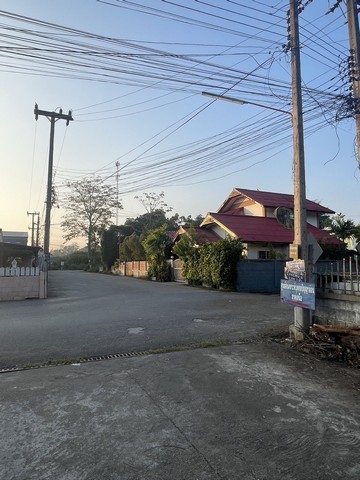 ขายบ้าน น้ำผึ้งวิลเลจ ใกล้เชียงใหม่ 89 พลาซ่า ตำบลหนองผึ้ง อำเภอสารภี จังหวัดเชียงใหม่
