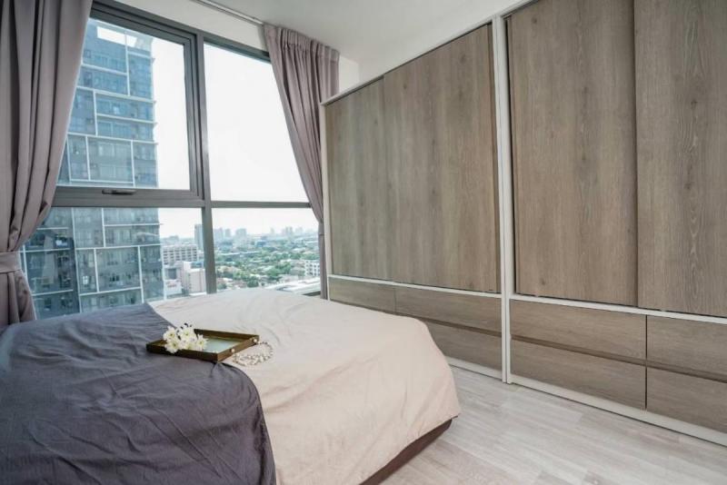 ว่างหลัง 12 กพ. ให้เช่าทาวน์เฮ้าส์ หมู่บ้านกลางกรุง ทองหล่อ สุขุมวิท55 ทองหล่อซอย 14 ตรงข้าม เจ-อเวนิว