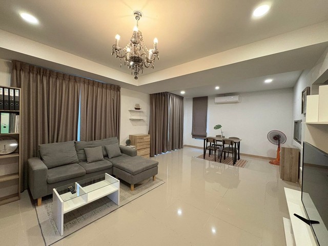 ให้เช่าบ้านแฝด 2 ชั้นหมู่บ้านติดถนนสุขุมวิท โซนบ้านฉาง ระยอง