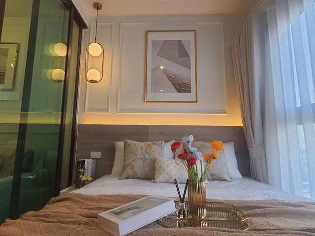 #เดอะไพรเวซี่พระราม9The Privacy Rama9  #code31619          097-4542624Price : 2.35 MB      (Transfer fee 50:50)Type : 1 bedroom 1bathroom Size : 23.50 Sq.mFloor : 12Location: Airport link Ramkhamhaeng 300m*** ห้องสวย ตรงปก ตกแต่งใหม่ เฟอร์นิเจอร์ครบพร้อมเข้าอยู่*** ทำเลดี ปล่อยเช่าง่าย มีลูกค้าหาเช่าตลอดปี *** ขายอย่างเดียว ไม่ปล่อยเช่า*** เงินเดือน 28,000 กู้ได้ ผ่อนเริ่มต้น 1x,xxx .สวนกลางสวย จัดเต็มยิม, สระว่ายน้ำ, ห้องดูหนัง, co-working space, ซาวน่า, โต๊ะพูล, Sky Lounge.สถานที่ใกล้เคียง - เดอะมอลล์ รามคำ�