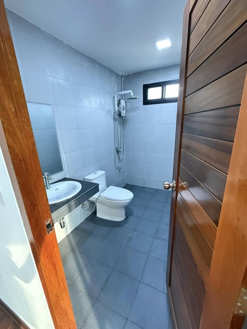 P328 ให้เช่า บ้านเดี่ยว 2 ชั้น ซอยสังคมสงเคราะห์  ใกล้ เลียบทางด่วน เอกมัย-รามอินทรา ลาดพร้าว 71 นาคนิวาส วังหิน โชคชัย 4