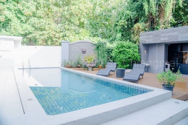 พูลวิลล่าสวยสุดคุ้ม โมเดิร์นสุดหรู โครงการ กุลพันธ์วิลล์9 หางดง 