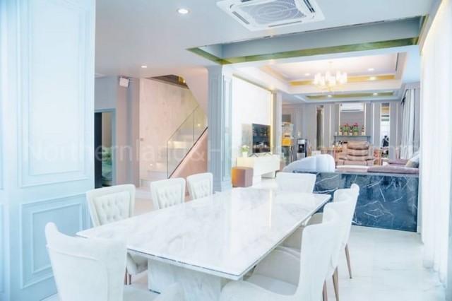 พูลวิลล่าสวยสุดคุ้ม โมเดิร์นสุดหรู โครงการ กุลพันธ์วิลล์9 หางดง