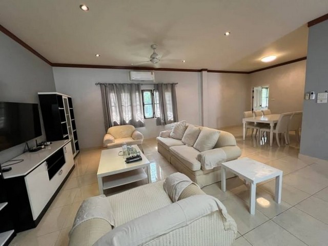 ให้เช่าพูลวิลล่าชั้นเดียว ใกล้รร.นานาชาติลานนา หางดง