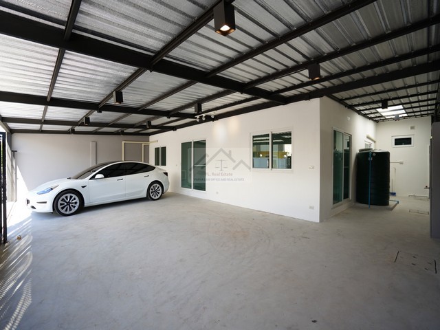 ให้เช่าบ้านชั้นเดียว 48 ตรว. หมู่บ้านมณียา ถนนประดิษฐ์มนูญธรรม เลียบด่วน เหมาะทำโฮมออฟฟิศ อยู่อาศัย หรือคลังกระจายสินค้า ที่จอดรถ 6 คัน 